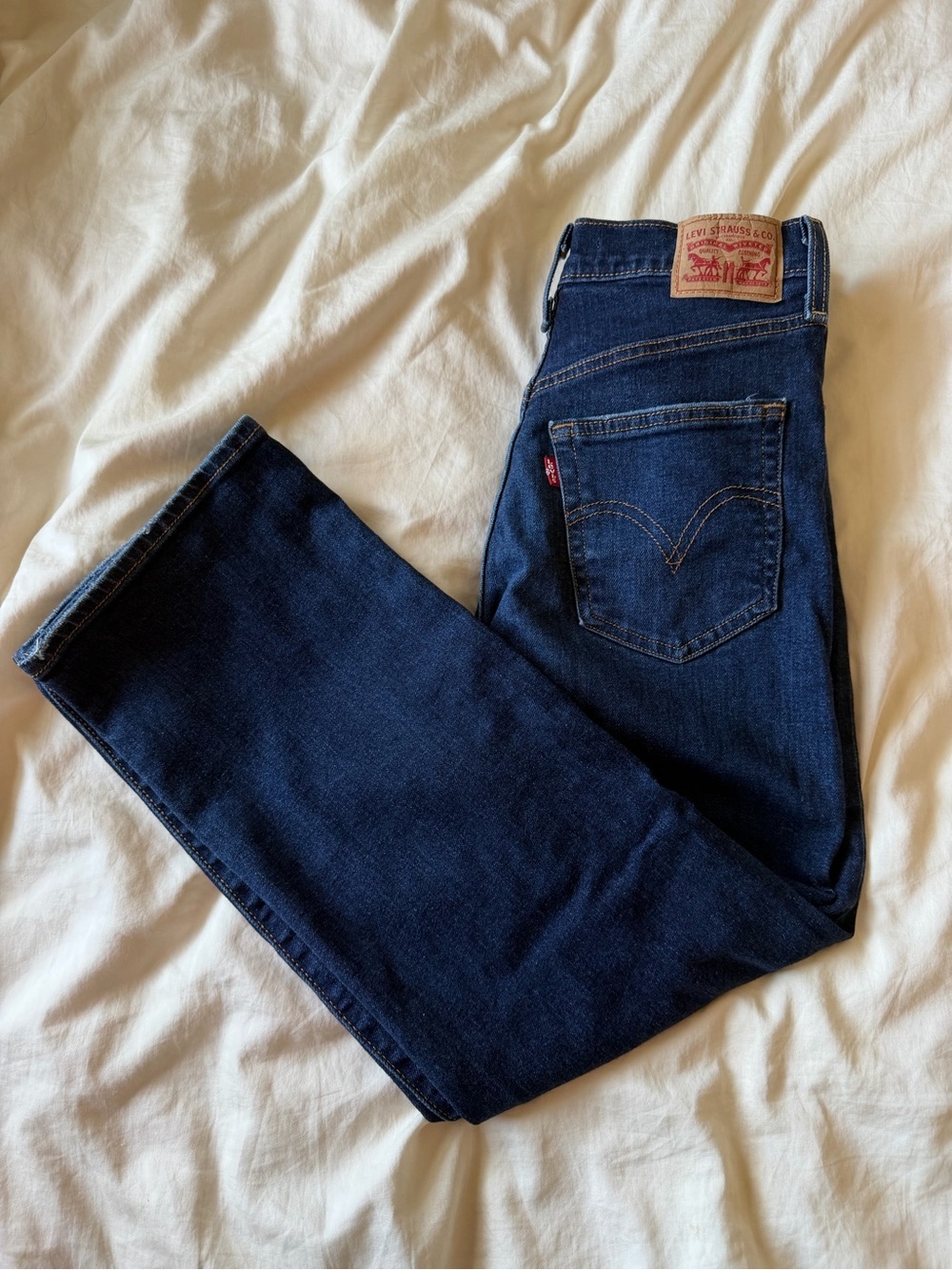 Levi’s Dark Wash Straight Ribcage Ankle Jeans